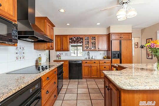 3rd image of 85 Mobrey Ln