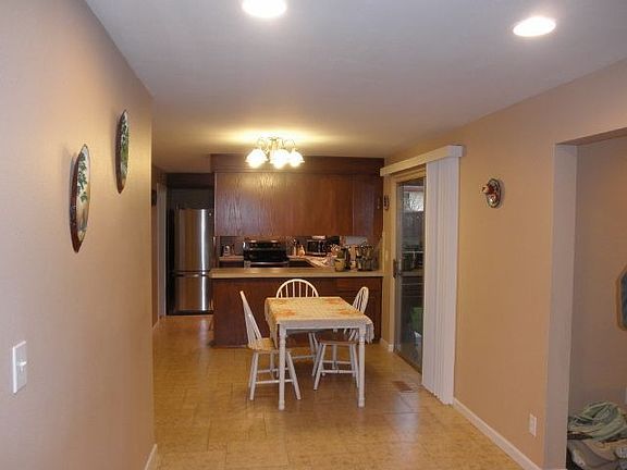 5th image of 4033 S 296th St