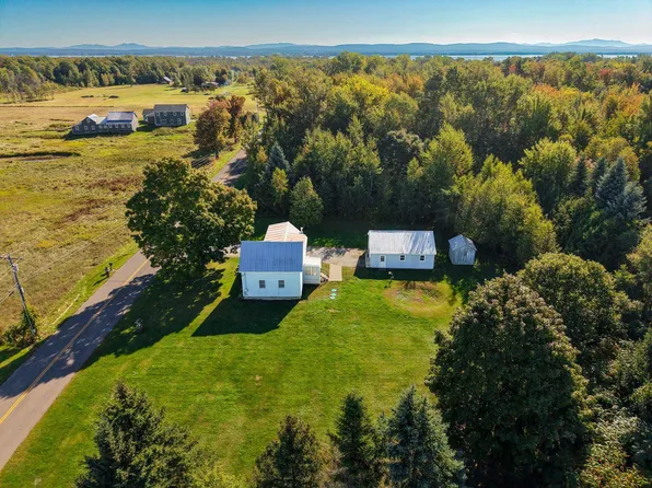 1346 Bridge Road, North Hero, VT 05474