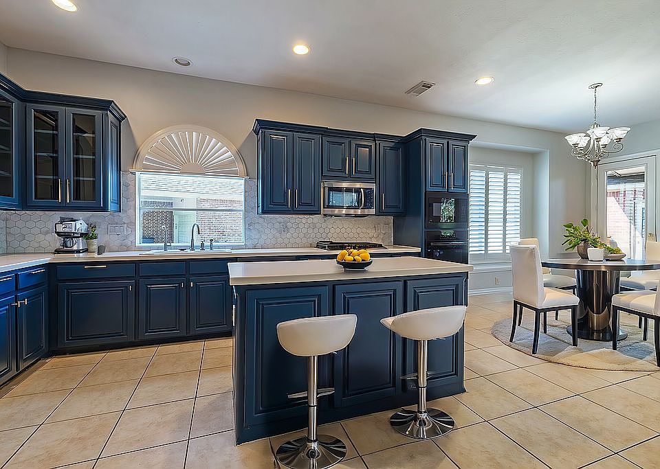 1st image of 6219 Canyon Run Ct