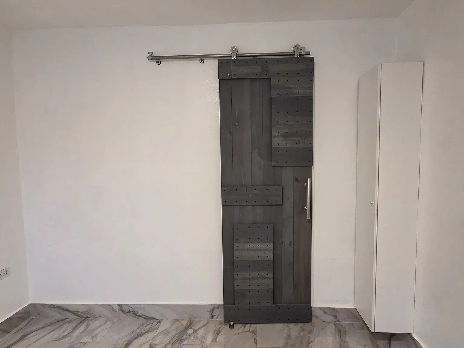 1 bed, 200 sqft, $1,300 — Photo 3