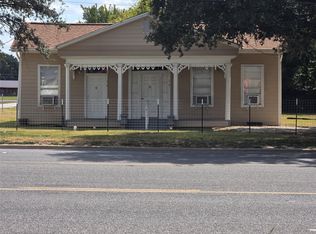 601A W Washington Ave #A, Navasota, TX 77868