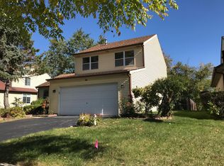 905 Ashford Ln, Westmont, IL 60559