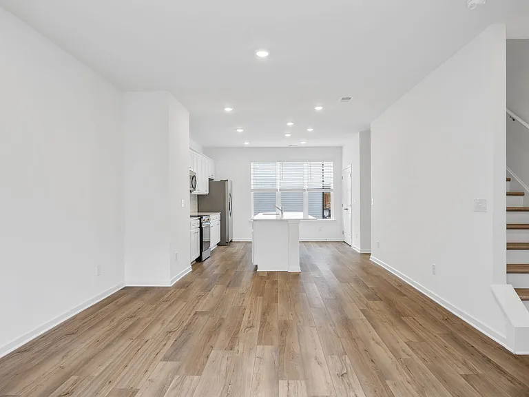 4178 Tillie Cir — Photo 10