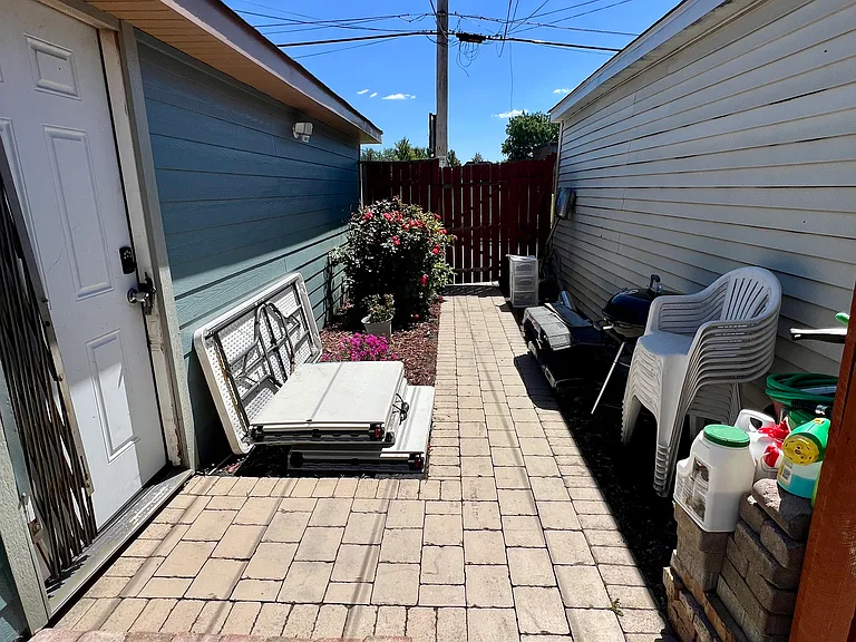 3419 S 53rd Ct — Photo 34