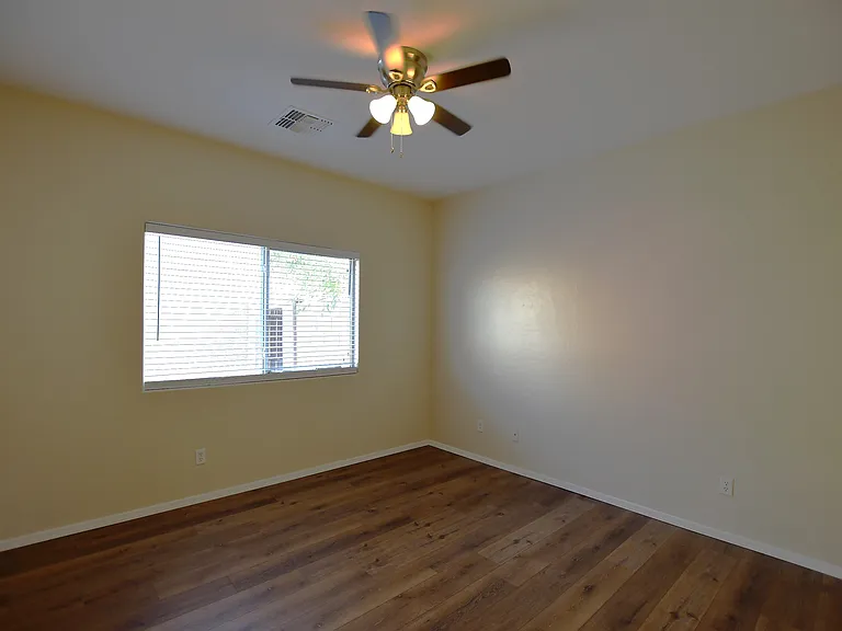 2300 E Magma Rd #27 — Photo 8