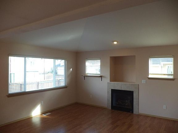 5th image of 8114 27th Ave SE