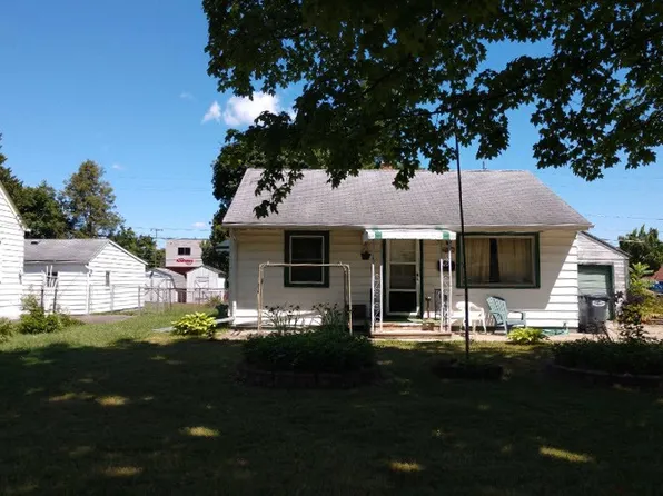 1809 Fulton St, Kalamazoo, MI 49001