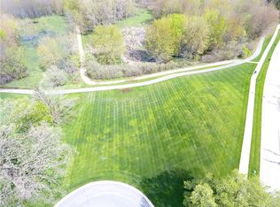 10897 Three Hundred Yard Dr, Fishers, IN 46037