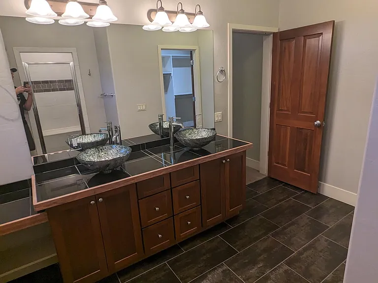 530 Evans Ct — Photo 7