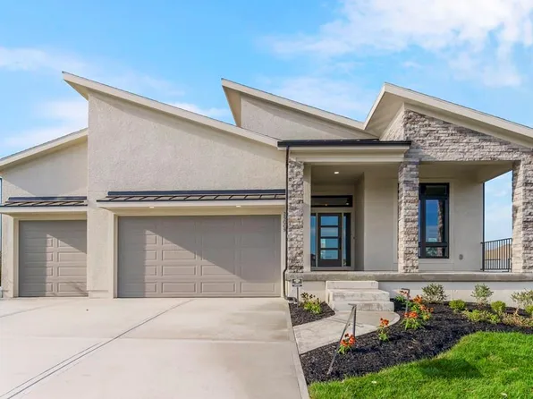 25009 W 112th St, Olathe, KS 66061