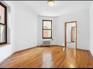 208 E 83rd St #5R, New York, NY 10028