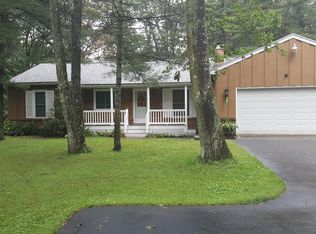 N2419 Rivers Edge Dr, Marinette, WI 54143