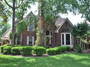 146 Golden Shadow Cir, Spring, TX 77381