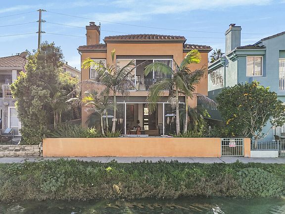 2nd image of 3705 Esplanade