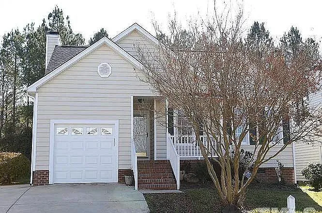 6 Barnsdale Ct — Photo 1