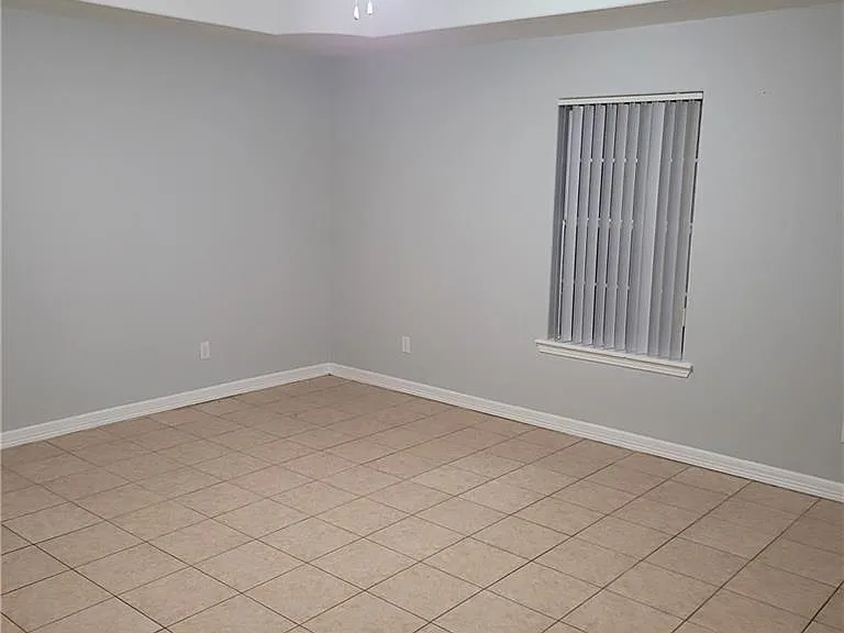 2321 Candlelight Ln #4 — Photo 5