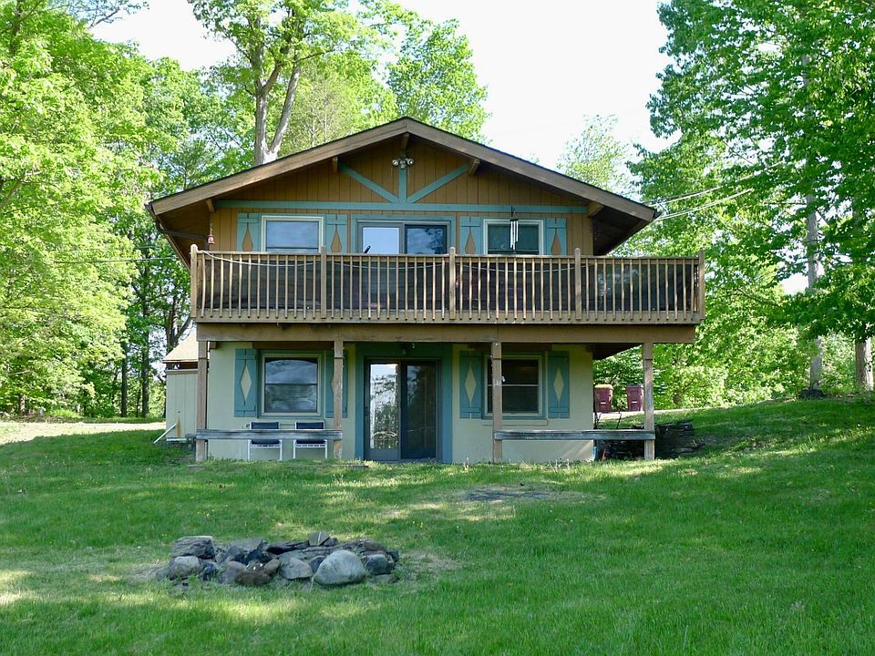 1st image of 51 Fairway Dr #B