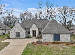 170 Sweetbriar Cir, Canton, MS 39046