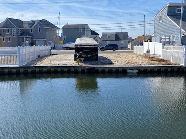 In Ocean Beach - Lavallette NJ Real Estate - 8 Homes For Sale | Zillow