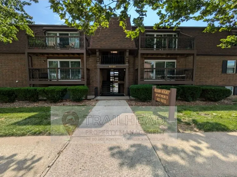 5801 Woodson St — Photo 1