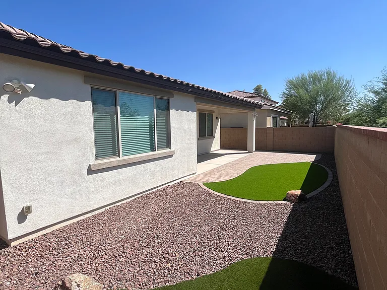 21013 W Almeria Rd — Photo 51
