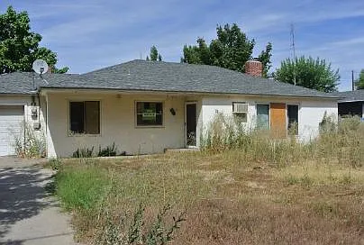 601 Adams St photo 1