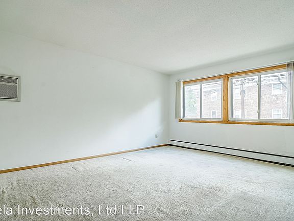 3rd image of 3708 Lyndale Ave S APT 302