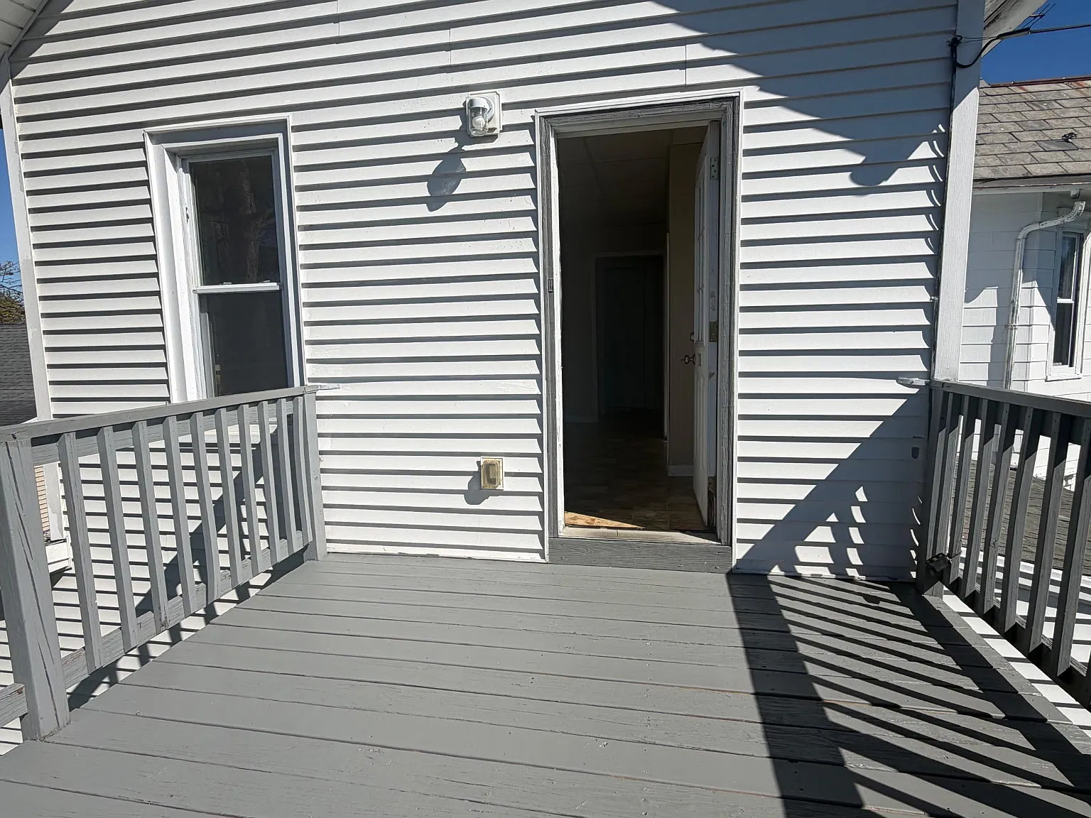 2130 Siegfried Avenue - 2 — Photo 2