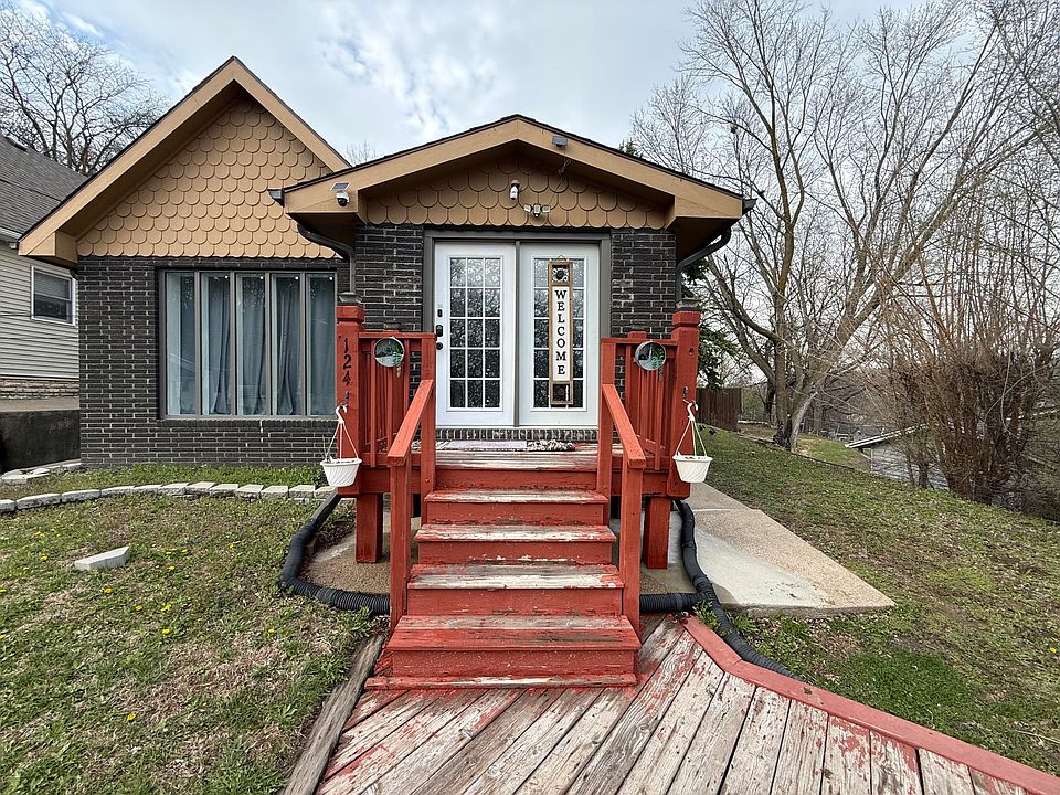 1st image of 124 Hunter Ave