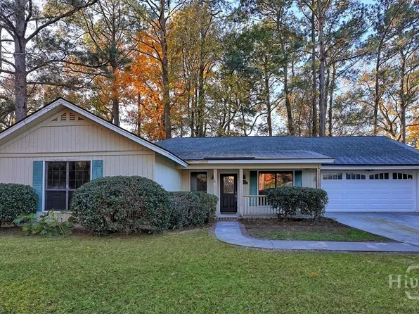 101 Coquena Circle E, Savannah, GA 31410