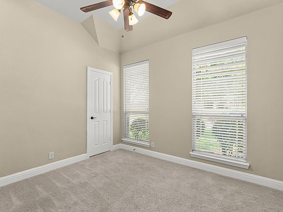 5th image of 5333 Smokey Ridge Dr