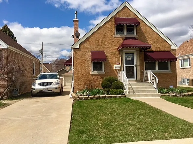 9932 S Turner Ave photo 1
