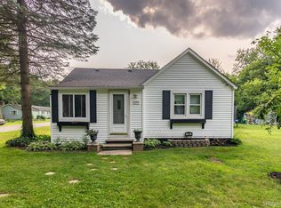 7390 Taft St, Romulus, MI 48174