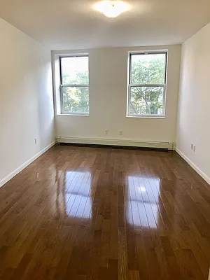 Rented by Century 21 New Golden Age Realty | media 2