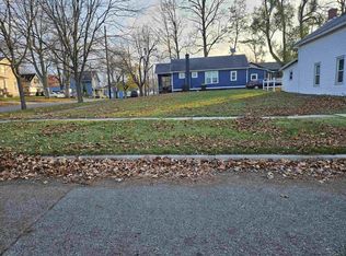 426 Chestnut St, Adrian, MI 49221