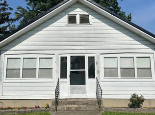 230 S Fountain St, Connersville, IN 47331