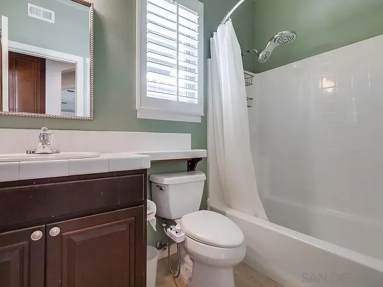 9240 Piantino Way — Photo 30