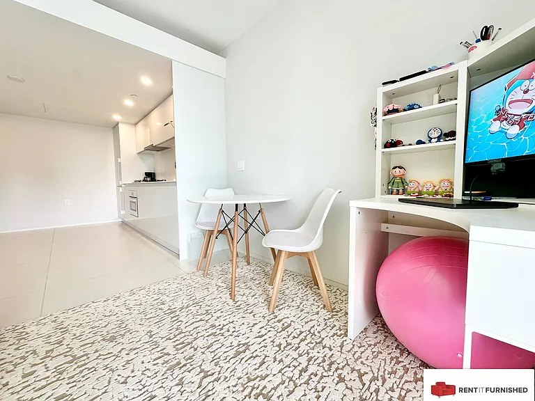 1033 Nelson St #1901 — Photo 6