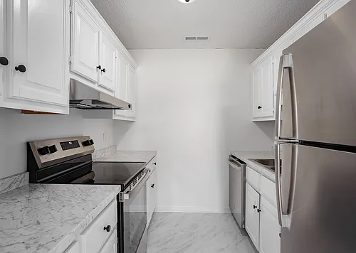 415 E Roosevelt Ave #B Photo 1