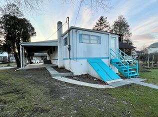 21 Spruce St, Pine Grove, PA 17963