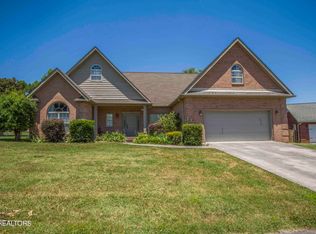 1010 Wilcox St, Maryville, TN 37804