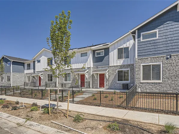 27633 E 1st Place, Aurora, CO 80018
