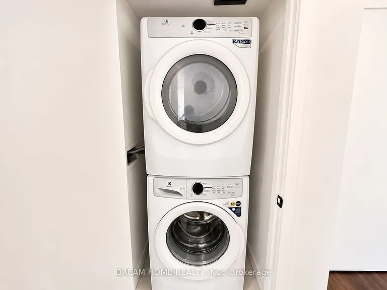609 Sherbourne St #1004 — Photo 18