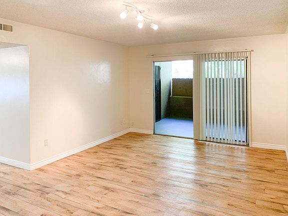 2nd image of 8462 Buckland St