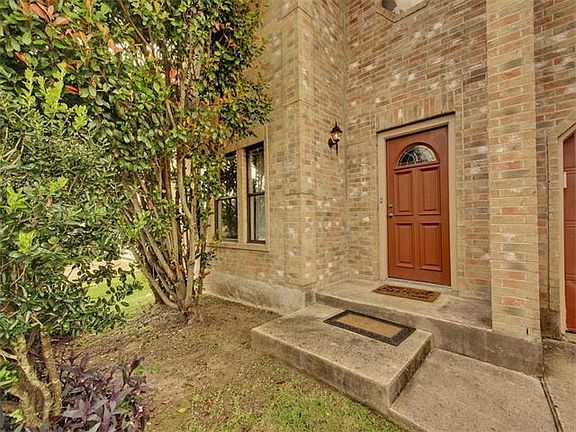 3rd image of 1117 Bradbury Ln