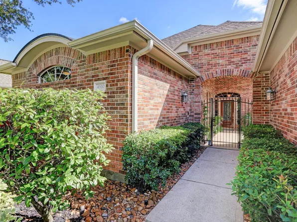 4510 Cypress Pond Ct, Houston, TX 77059