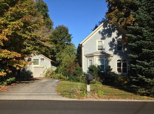 8 Campground Rd, Lee, NH 03861