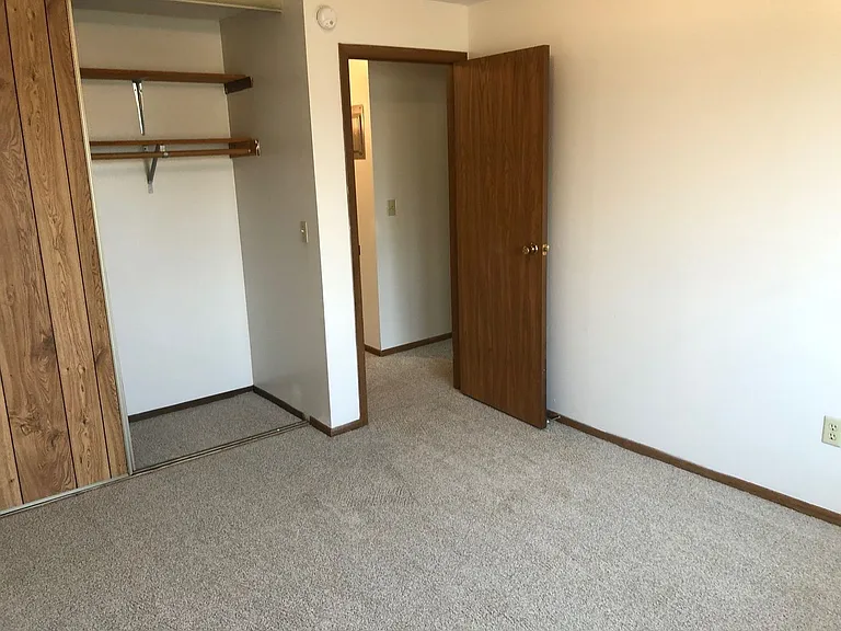 200 N Garfield Ave — Photo 18