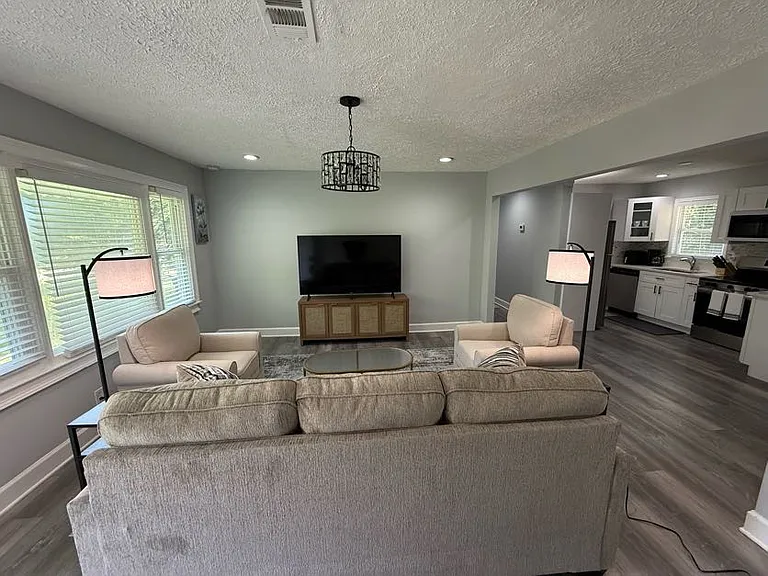 1118 Boyd Rd — Photo 26
